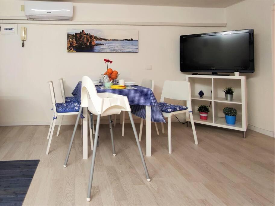 Central Apartments Mezzanine - 1 Min To Via Etnea Catania Exterior foto
